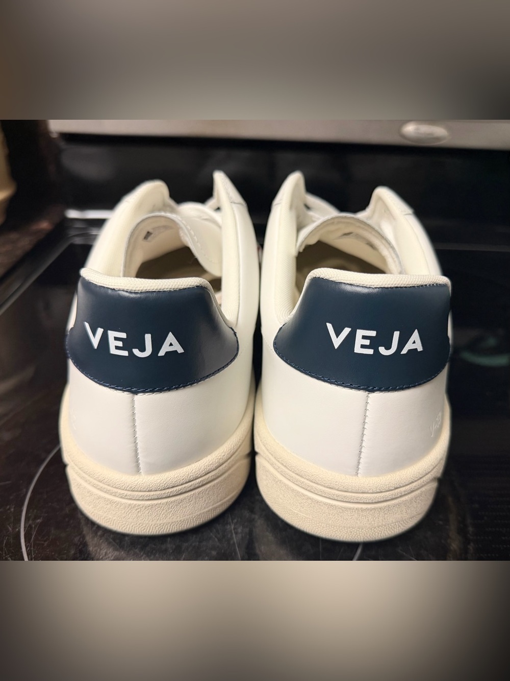 VEJA V-12 Leather Sneakers